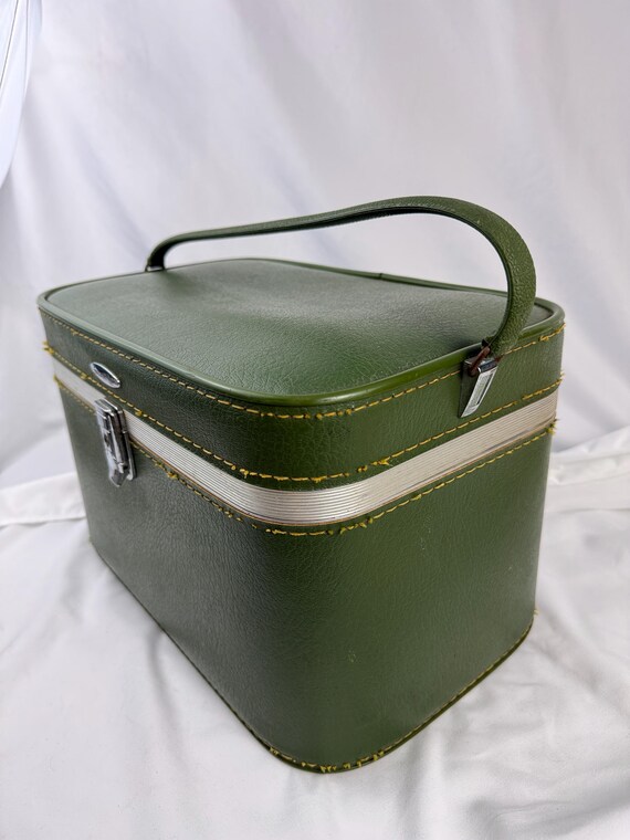 Vintage Green Featherlite Traincase MCM Cosmetics… - image 9