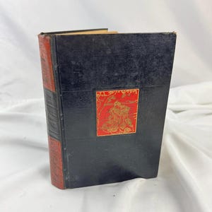 The Tale of Genji by Lady Murasaki | Antique Japanese Library | World’s First Novel