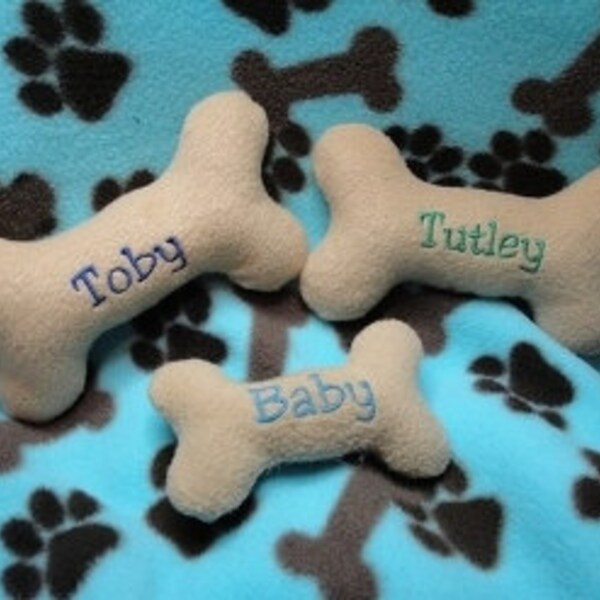 Personalized Small Dog Bone Plush Sqeaky Toy, Embroidered Dog Name Stuffed Toy, Custom Gift, Small dog toy,