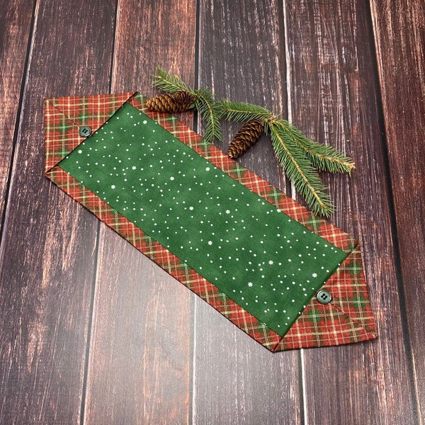 Red And Green Tartan Plaid Mini Table Runner / Rustic Farmhouse Christmas Decoration / Red And Green / Winter Decorating