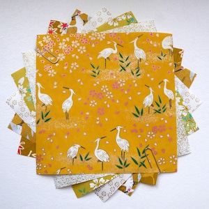 Set of 6 sheets of traditional Japanese Washi Chiyogami paper for origami folding - Citrus - 14 x 14 cm - Yuzen paper kit Yellow, white, gold