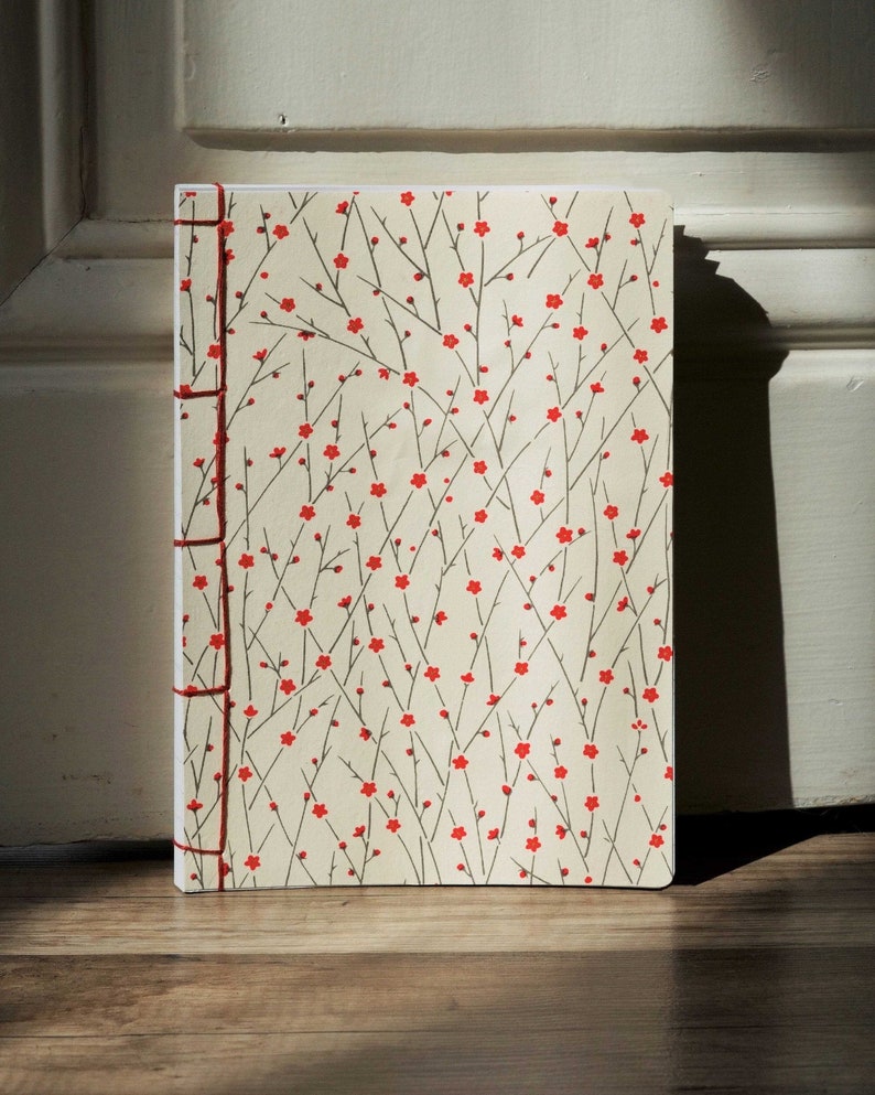 Handmade 2024 diary in Japanese Washi paper Japanese binding and covers A5 format Made in France Branches de cerisier