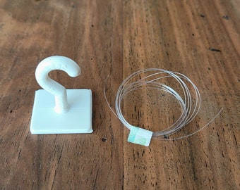 Hanging kit for lightweight baby mobile