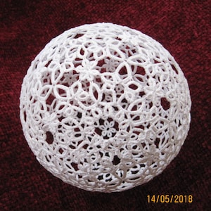 Snowdrop A Dodecahedron in tatting 4 inch diam