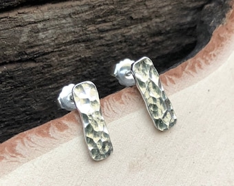 Unique Post Earrings, Silver Rectangle Earrings, Hammered Earrings, Unique Silver Studs, Minimalist Earrings, Bar Earrings,Geometric Jewelry