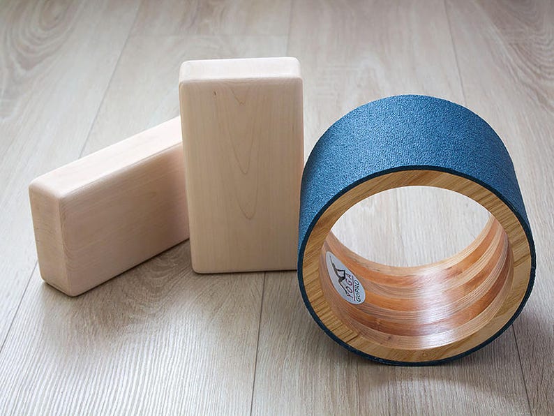 Personal Yoga Set. 8'' Yoga wheel and two wooden yoga blocks. Yoga roller. Yoga block. image 2