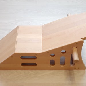 Simhasana Box. Simhasana Bench. Heart Bench image 1