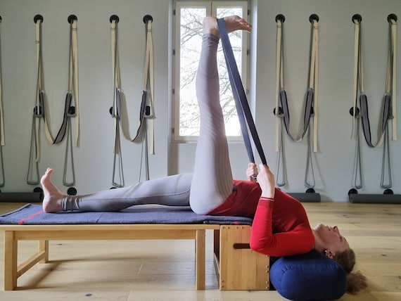 Bench shop yoga pants