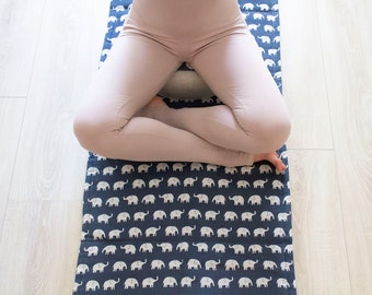 Eco-friendly yoga rug. Hemp yoga mat. Natural organic yoga mat. Hemp fiber in linen fabric. Organic rug for meditation. Flaxy rug. Flaxy mat