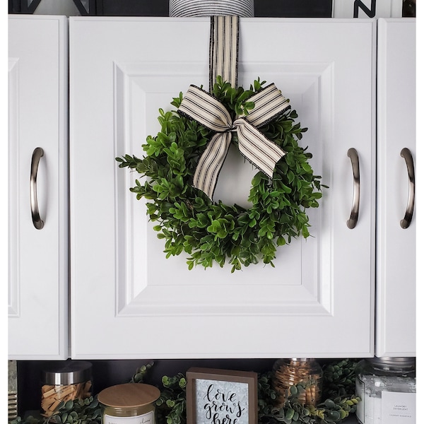 MINI boxwood Wreath| Boxwood Country Cottage Wreath | Wall Hanging| Small Wreath | Wreath decor | Boxwood Farmhouse | Cabinet decor