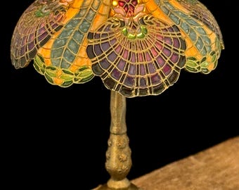 Dollhouse Tiffany Shell Lamp, 1:12 Scale Stained Glass Miniature Table Light