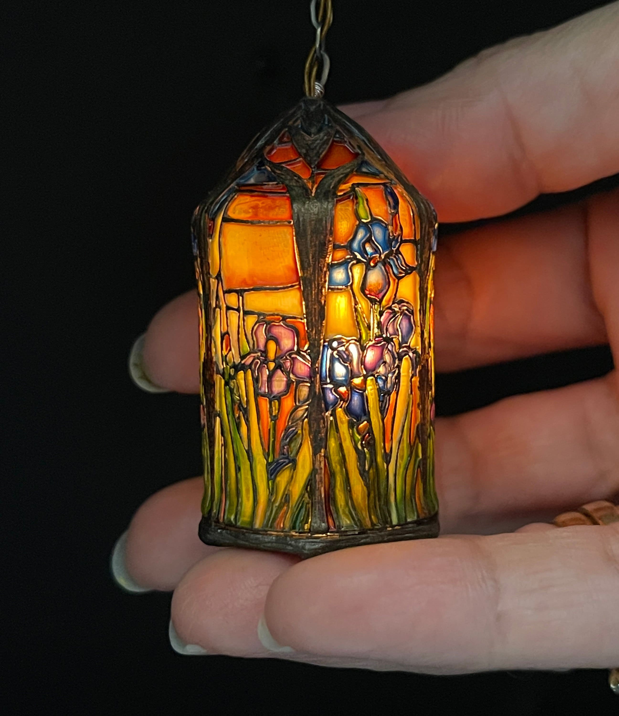Dollhouse lantern best sale