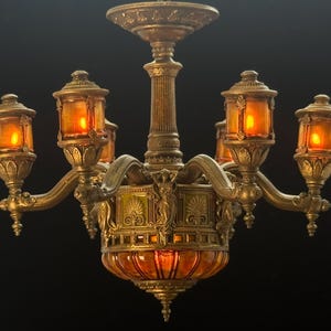 Miniature Classical Dollhouse Chandelier, 1:12 Scale, Seven Incandescent Lights