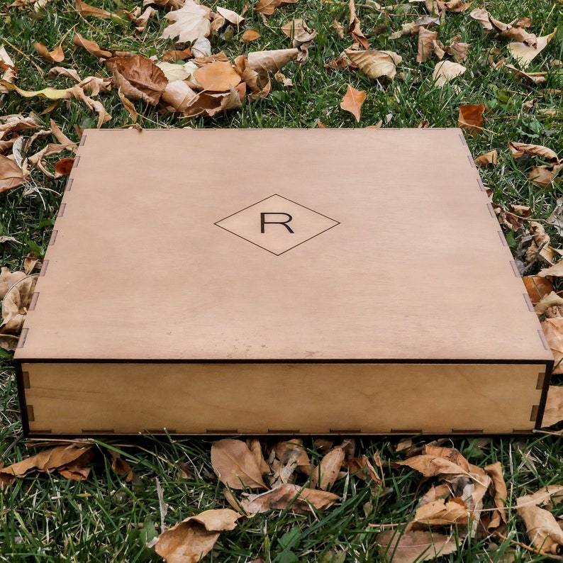 custom wooden presentation boxes