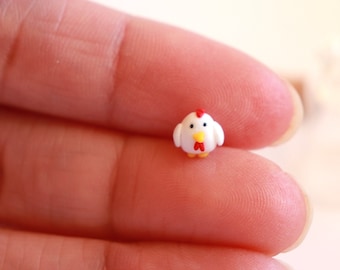 Micro hen, Polymer clay chicken, Animal lover, White hen miniature, Mini glass bottle, Gift for her, Gift for him, Birthday gift, miniatures