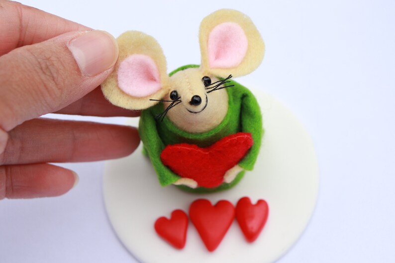 Felt Mouse Holding Heart Wedding Anniversary Gift Cute Mice Etsy