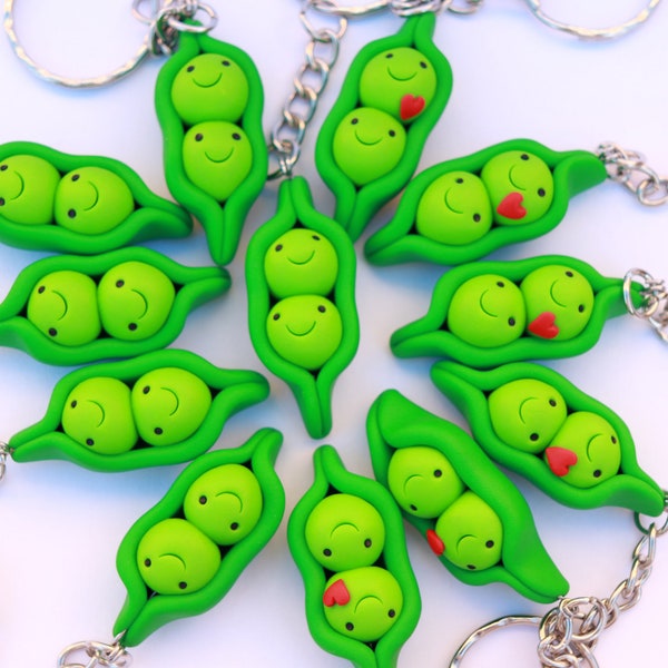 Two peas in a Pod keychain, Valentine's day, Polymer clay, Kawaii Peas, Mum Daughter Gift, Gift for Gardener, Best Friends, Gift for sister