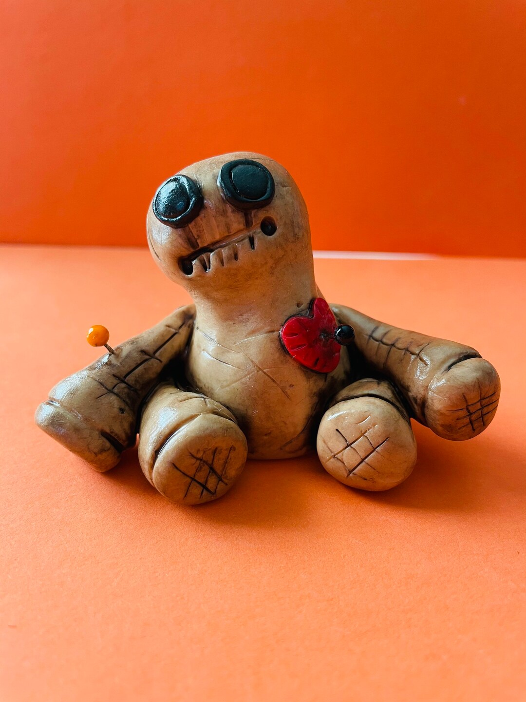 Pin Doll figure knick knack brown tan dust collector Etsy.de