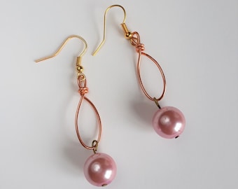 Earrings pink, earrings handmade, pearl pink earrings, earrings wire, gift for women, wire earrings, pink earrings, earrings gift, pink