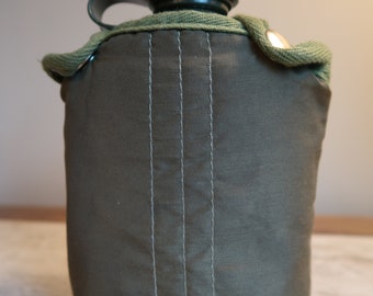 Military Style 1 Qt. Canteen Cover and Canteen.  Made in Olive Drab, with 2 Button Snap and closures