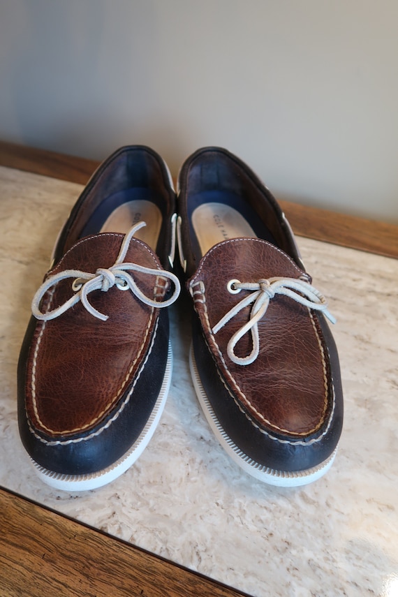 Vintage Boat Shoes Men's Cole Haan US Size 10.5 M Moccasin Toe Boat Shoe Waxed Leather - A Beautiful Brown and Blue Combination