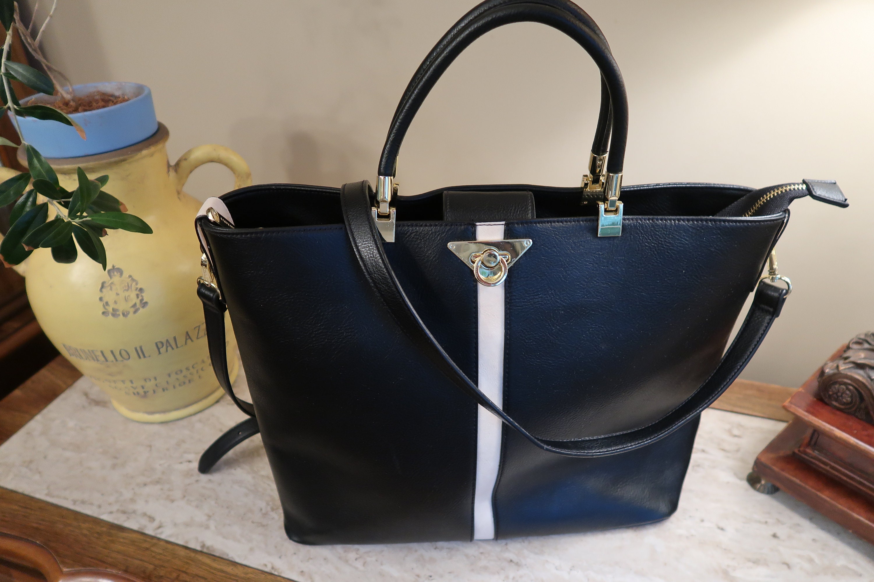 Vintage STEVE MADDEN Black Darby Tote so Versatile You ll Use It Everyday. Etsy Ireland