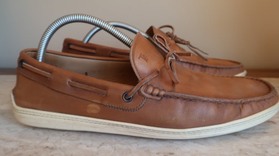 Iconic boat shoes deals