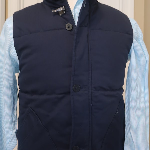 Puffer Vest - Small - toggle & button puffer vest - heritage appeal from a distinctive toggle closure at the front.