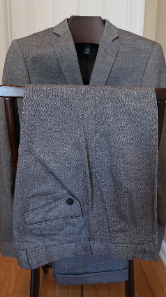 Mens Wool Blend Suit Gray Herringbone 38 Regular J