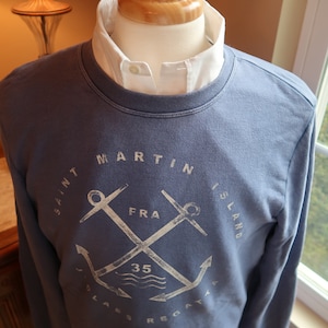 Mens Prince and Fox Sweatshirt - Size Medium