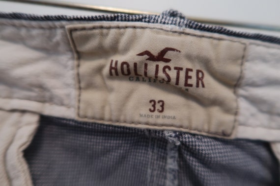 Vintage Hollister Men's Navy Blue and White Hound… - image 2