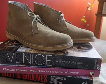 Vintage Sand Suede Desert Boots – Women's US 10 / Men's US 8