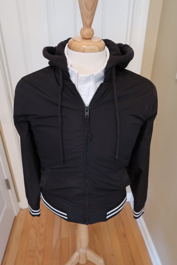 Casall Windbeaker Jacket Hood Pockets Full Zip Grey Women's Size L Large  Outdoor