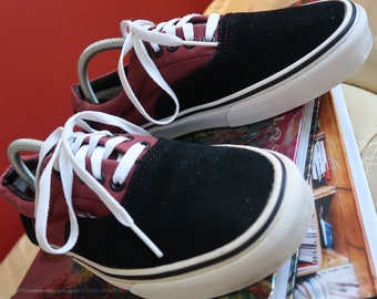 Vintage Vans Authentic Skate Shoes - Black Suede and