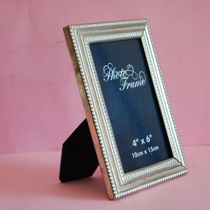 Antique Picture Frame chrome plated | Vintage picture frame | Silverish Metal frame | Rectangular Frame | Standing Frame