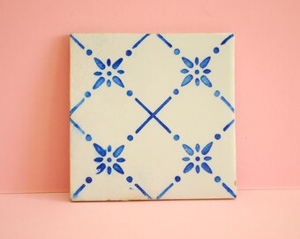 Vintage tile |  Genuine Vintage Portuguese Tile | Antique Traditional  Azulejo | Pattern Hand Painted Azulejo Ceramic Blue