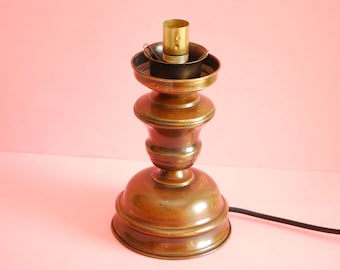 Vintage Tin Table Lamp: Retro Bedside Lighting