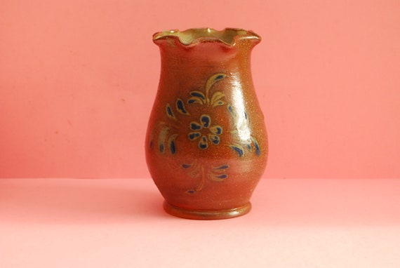 青い花装飾の陶器ボトル ◇粘土のお花◇ ガクアジサイをブルーボトル