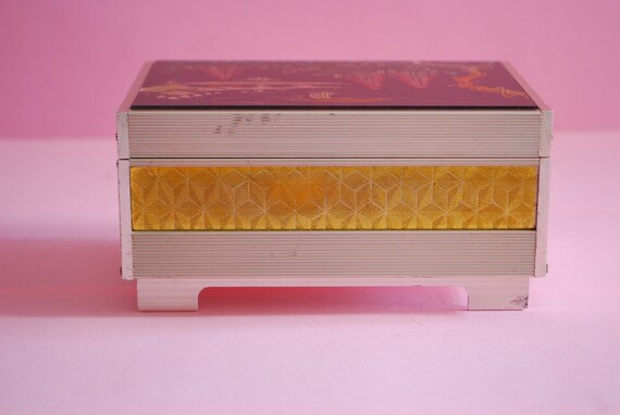 oriental music box