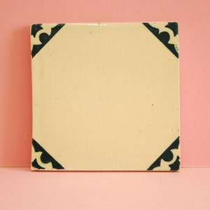 Vintage Tiles | Genuine vintage Portuguese tile |  Antique traditional Azulejo Pattern Hand Painted Azulejo Ceramic green
