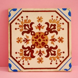 本物のヴィンテージ ポルトガル タイル | アンティークの伝統的なアズレージョ パターン | 手描きのアズレージョ セラミック、茶色がかった / 青。