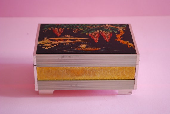 oriental music box