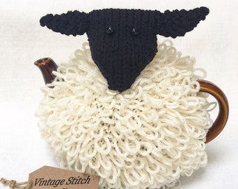 Knitted Teapot Cosy, Sheep Tea Cosy, Teacher Gift, Tea cozy, Wool Tea Cosy, Sheep Gift, Country Kitchen, Farmhouse Kitchen, Secret Santa
