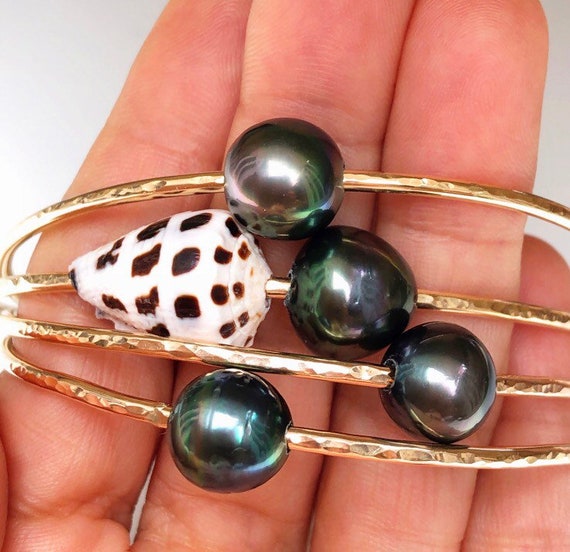 Tahitian Pearl bangle bracelet
