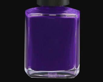 Aces High 10 Free Royal Purple-Violet Creme Nail Lacquer