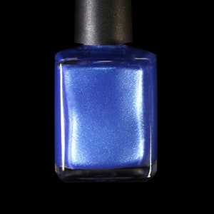 Royal-ly Flush-ed  Metallic-looking Royal Blue 10 Free Nail Lacquer