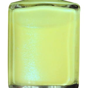 Lemon Blue Color Shift 10 Free Nail Lacquer