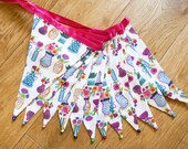 Colourful vases of flowers fabric bunting | Double-sided | 12 flags | Approx 3 metres