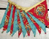 Harry Potter Hogwarts crest and glasses fabric bunting | 12 flags | approx 3 metres | Double-sided | Home décor, Child's bedroom