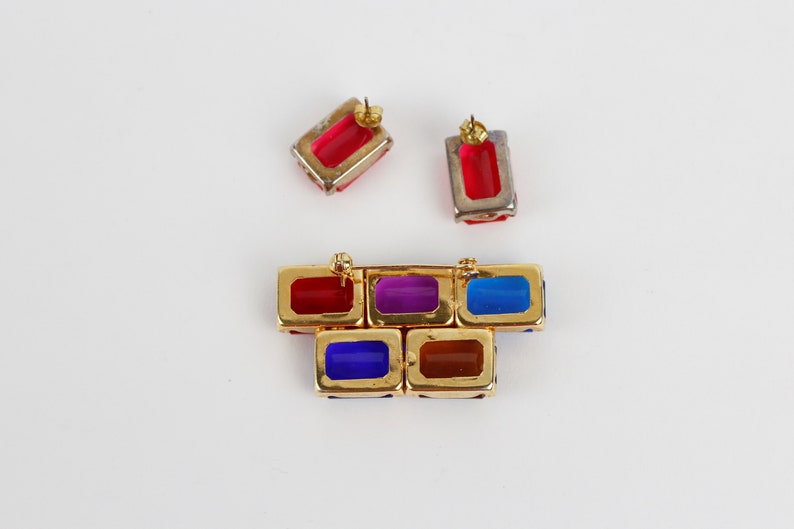 Vintage 1980/'s Gold Tone Acrylic Rectangular Jewel Earring and Brooch Pin Set